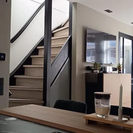 Luxury, Comfy Near Zaanse Schans & Amsterdam Appartamento